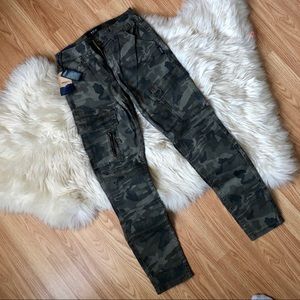 Silver jeans skinny cargo camo pant